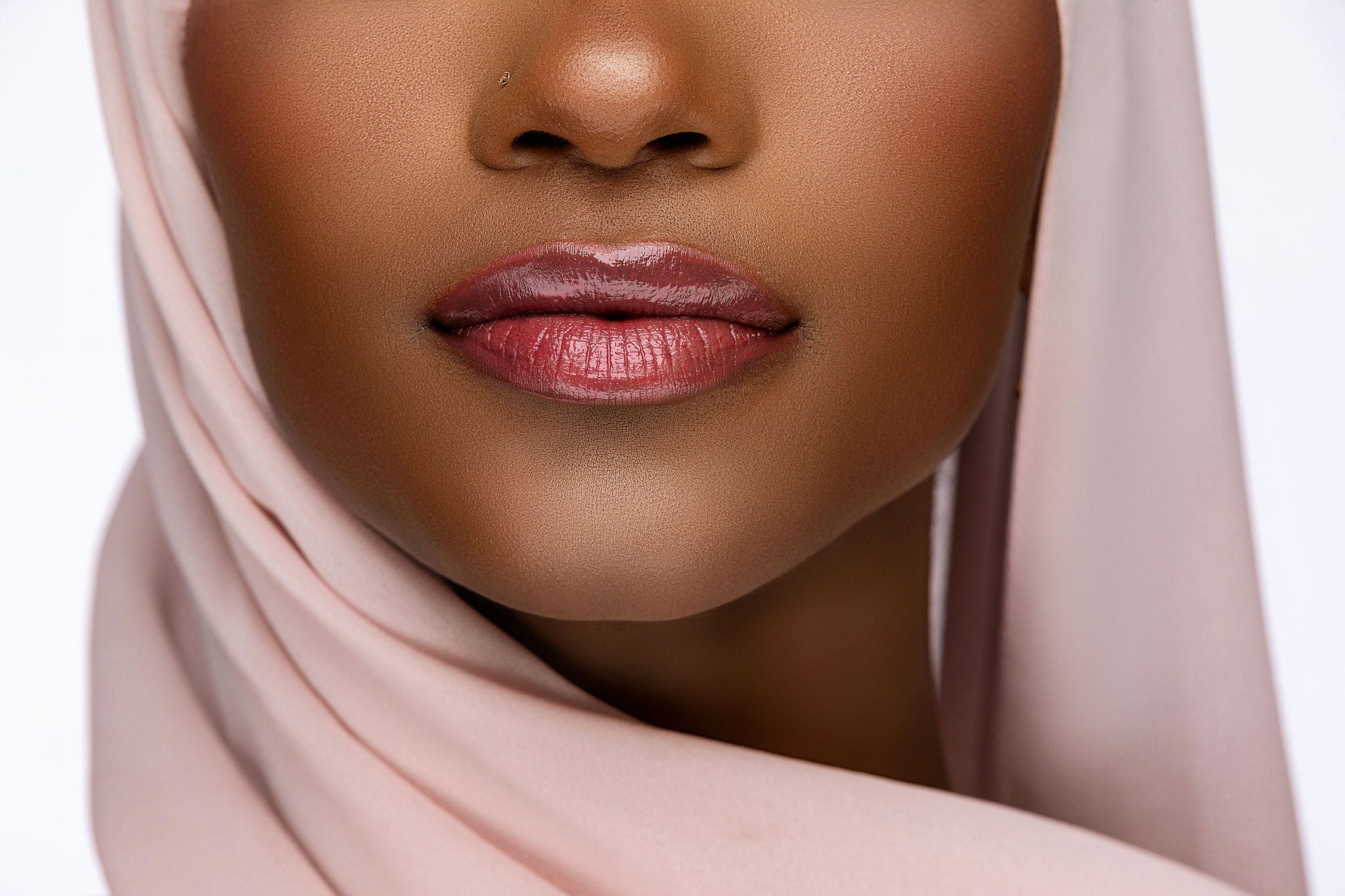 Sheer Illuminating Shine Lipstick | Perfection