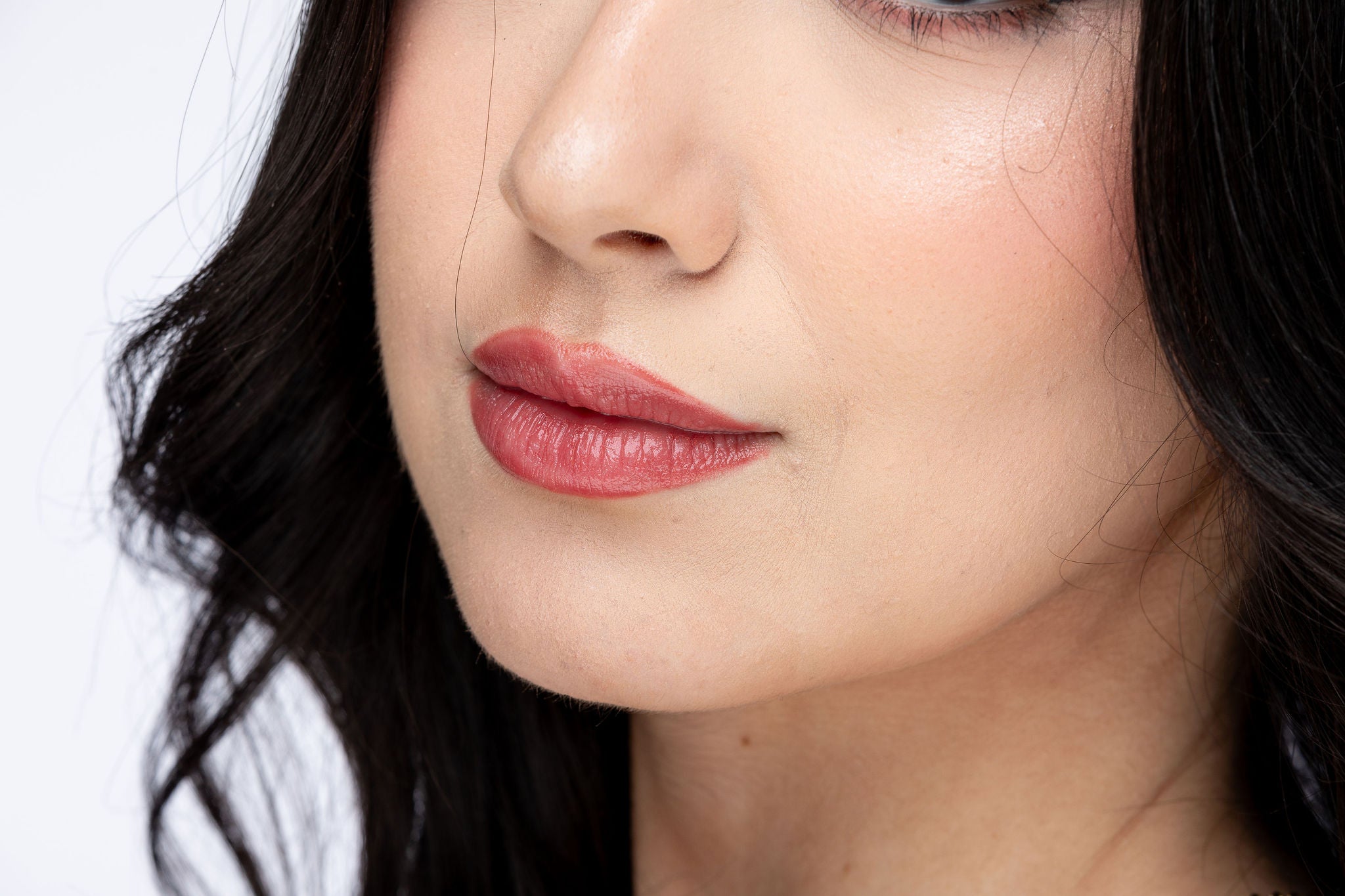 Sheer Illuminating Shine Lipstick | Perfection