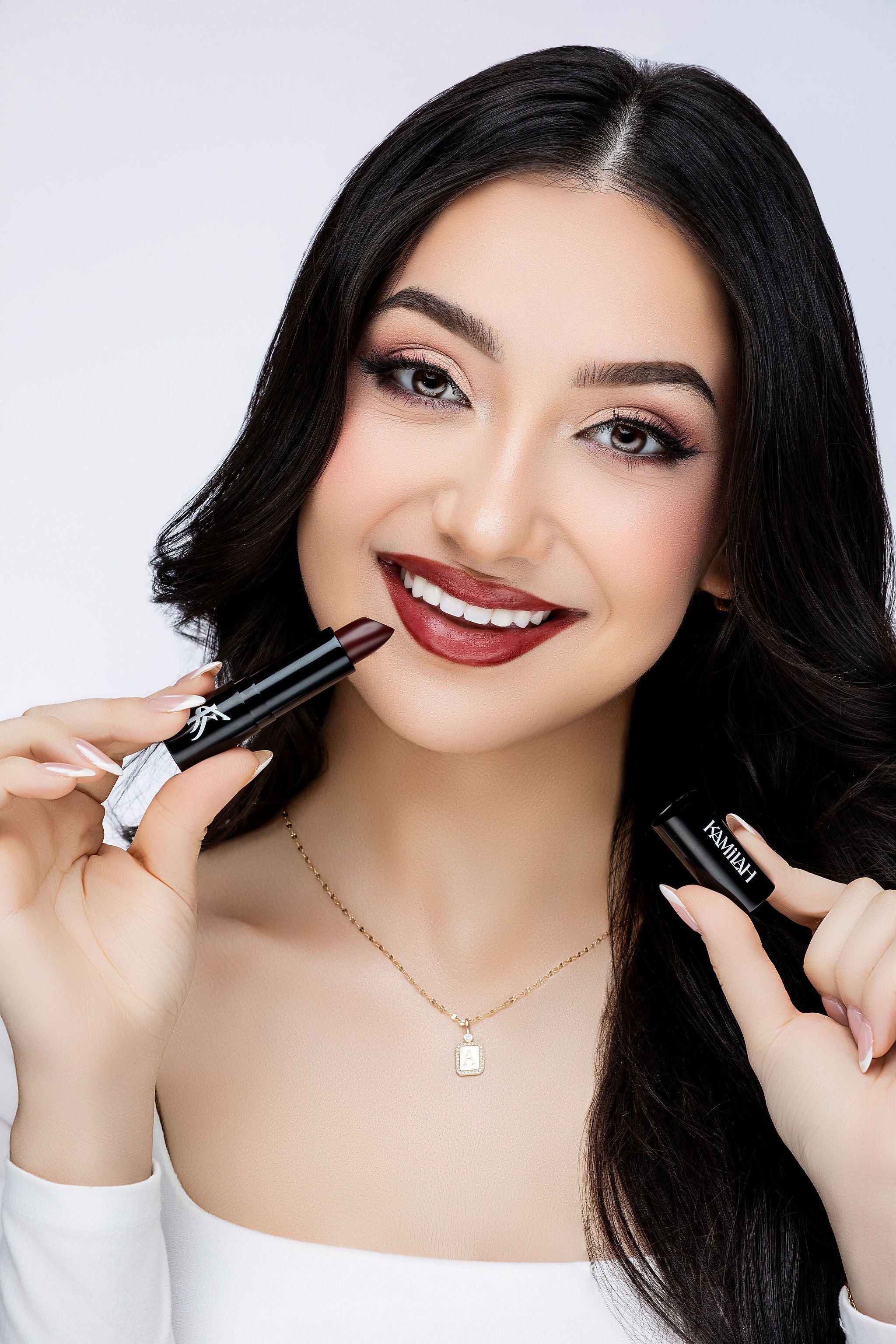 Sheer Illuminating Shine Lipstick | Exquisite