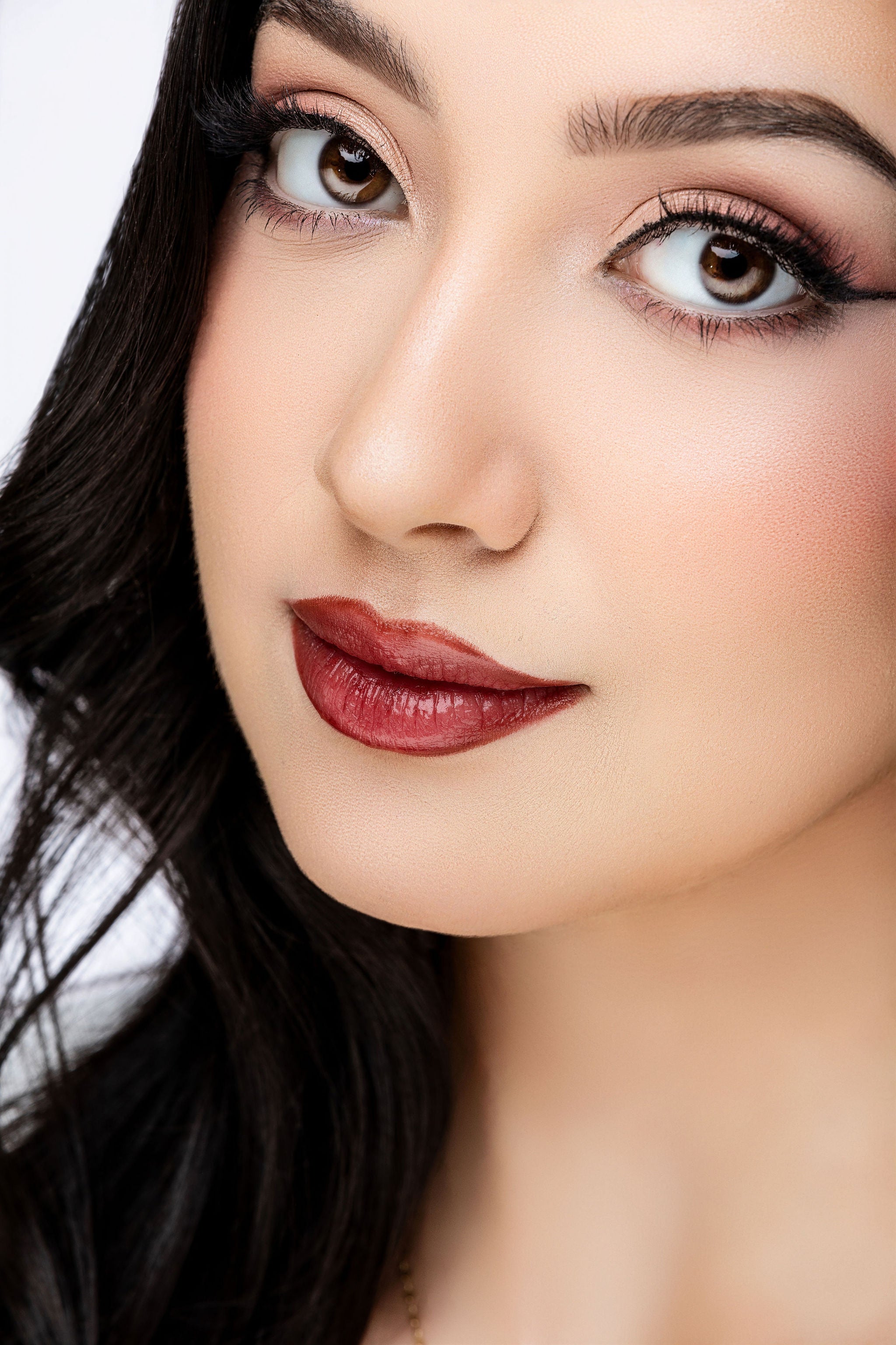 Sheer Illuminating Shine Lipstick | Exquisite